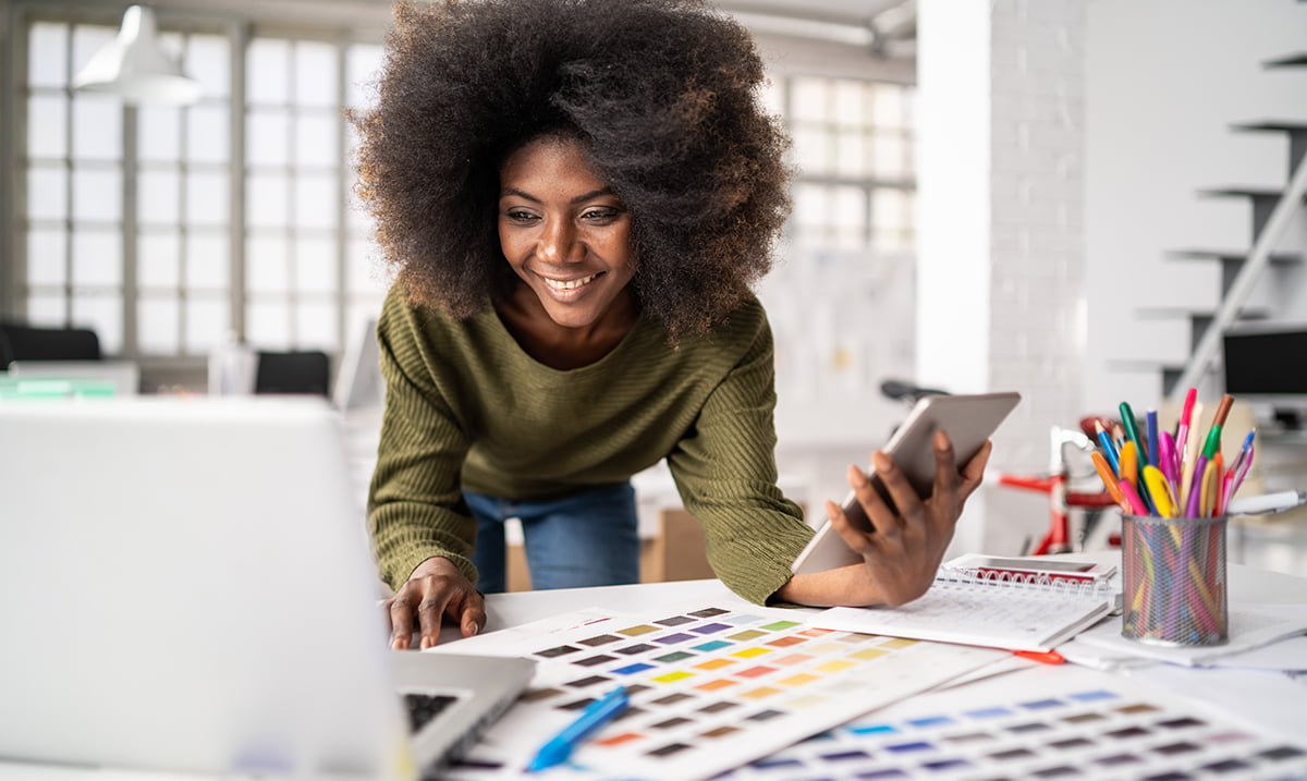 <h6>Exploring 3 Current Branding Design Trends</h6> Thumbnail