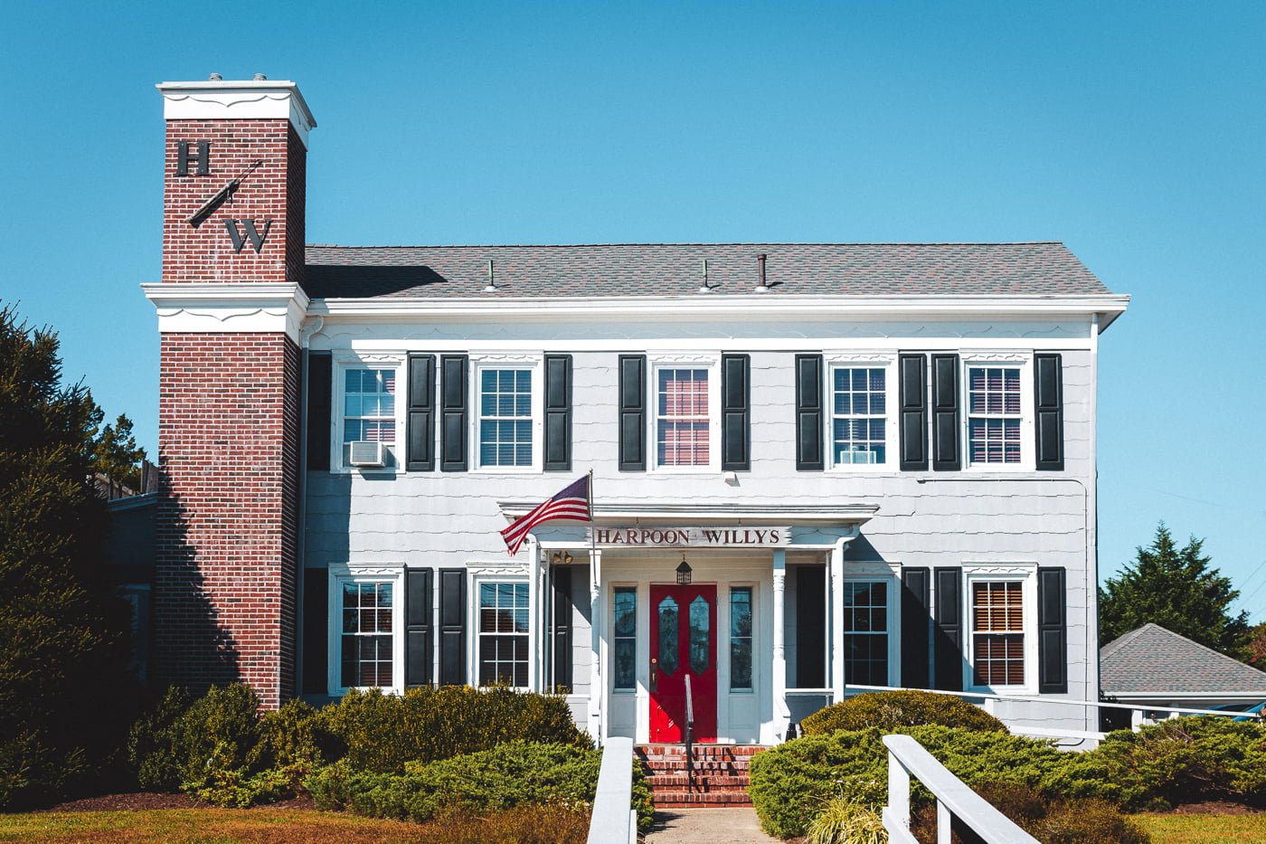 Harpoon Willy's Exterior Building