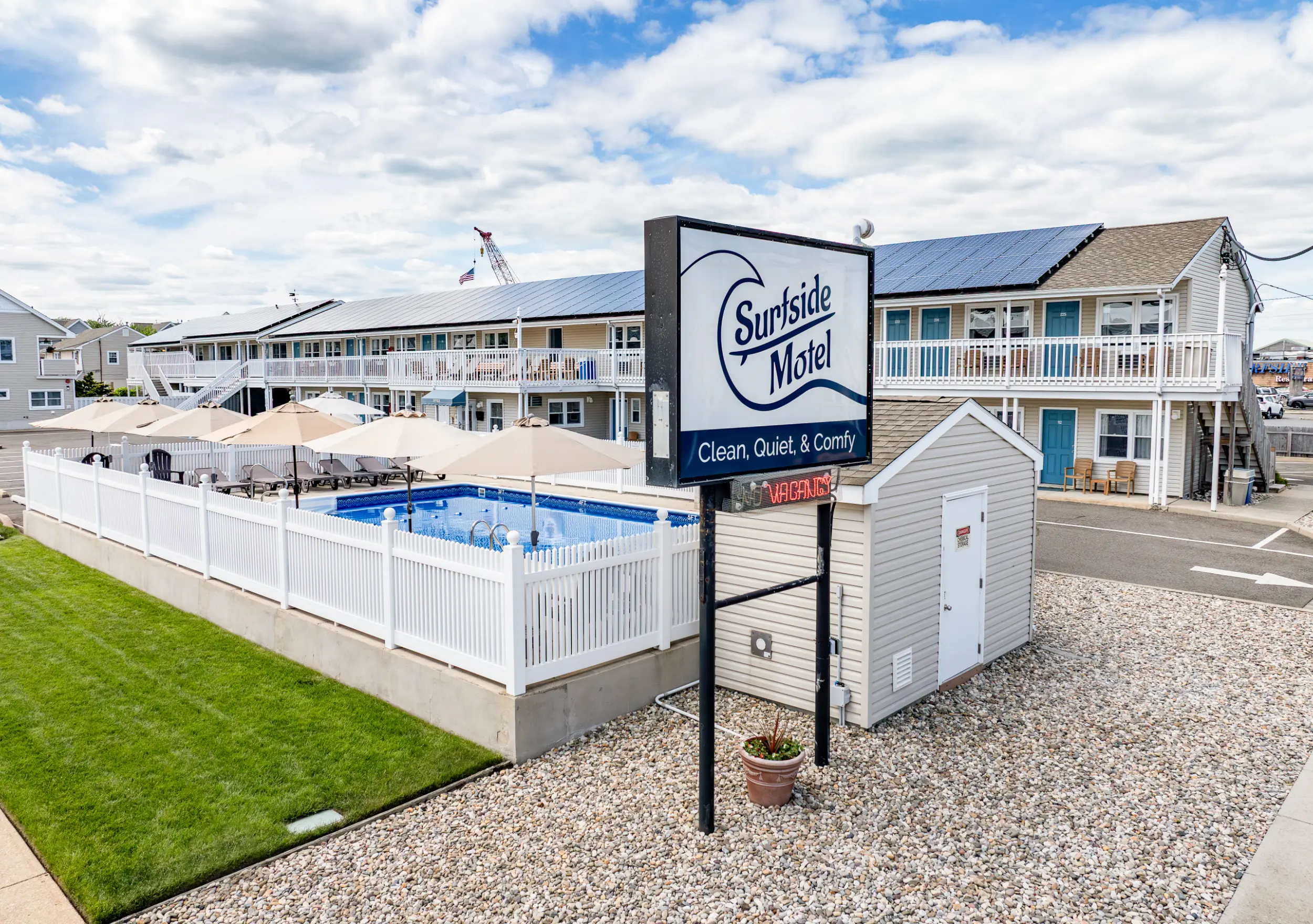 <h6>Surfside Motel</h6> Thumbnail